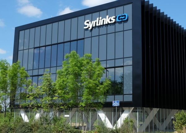 600xauto_syrlinks-office_syrlinks-office_syrlinks-office