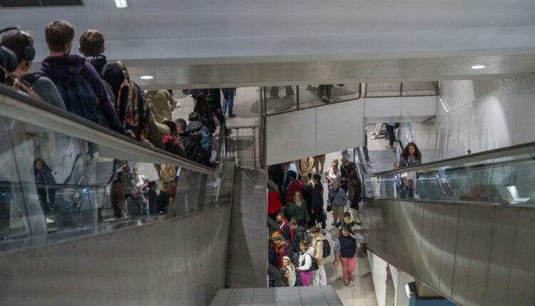 Lancement-de-la-ligne-B-du-metro-13-1536×1025