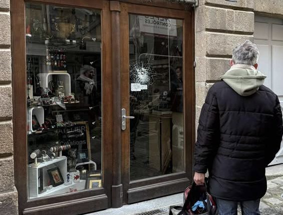 589076126_845849278086441_4634803976381188108_n