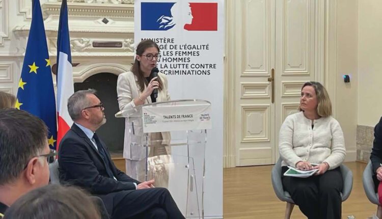 Unknown-5-2-1200×1200-cropped