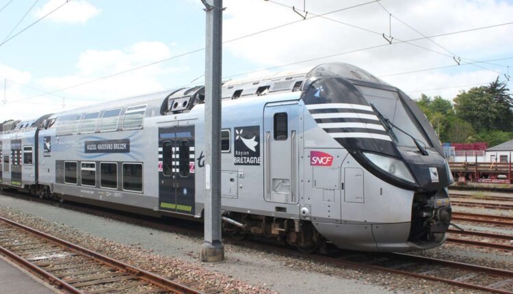 TER_Bretagne_SNCF_Class_Z_55500-1536×1024